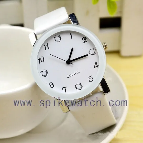 Epoch ladies vintage quartz watch analog display