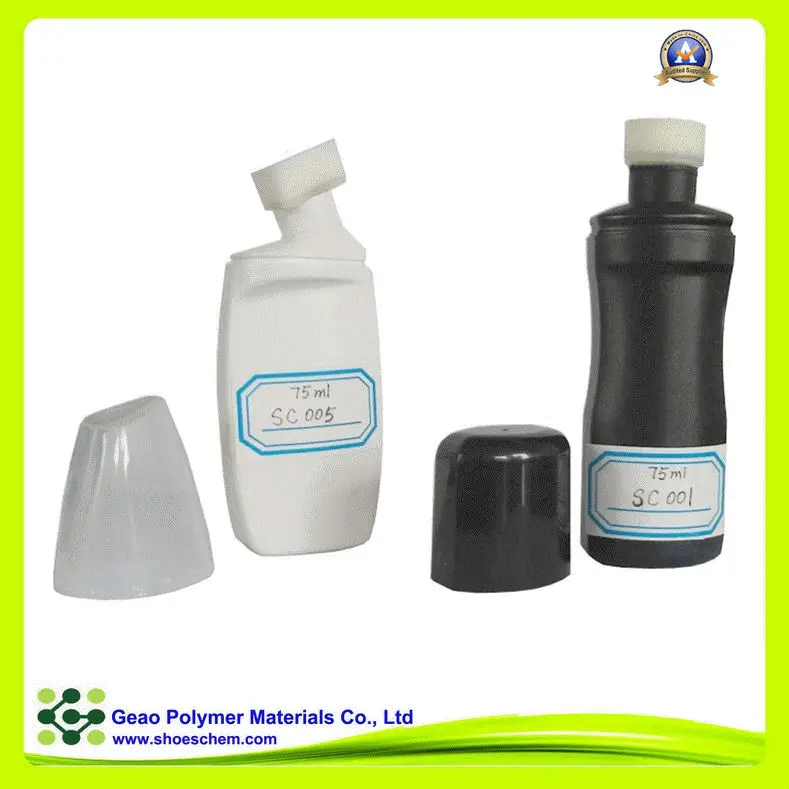 natural shoe polish cleaner with sponge for shoes leather upper in black plastic bottle