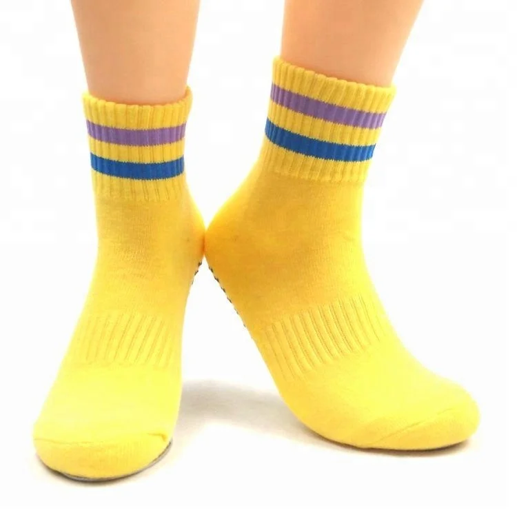 Hot Sell Unisex Half Terry Non Slip Yoga Grip Socks Wholesale