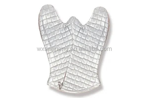 Silver Coated 100% Cotton Oven Mitt With Silicone Coat