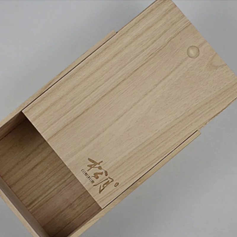Delicate small pine wood natural color wooden packaging boxes