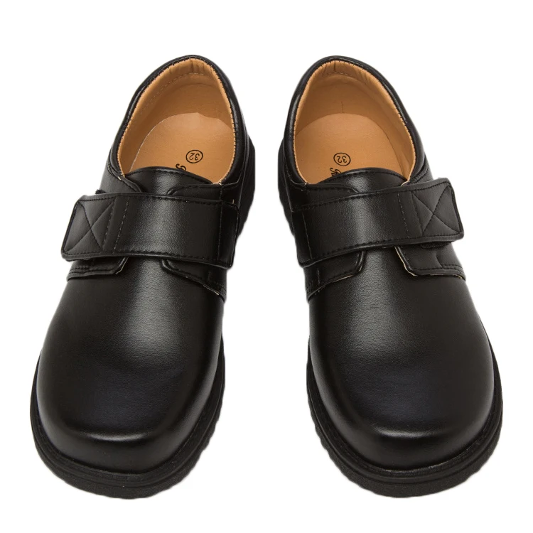 
china Kids Fashion School White Shoes Boy Soft Leather Flat Shoes Men Wholesale Shoes 