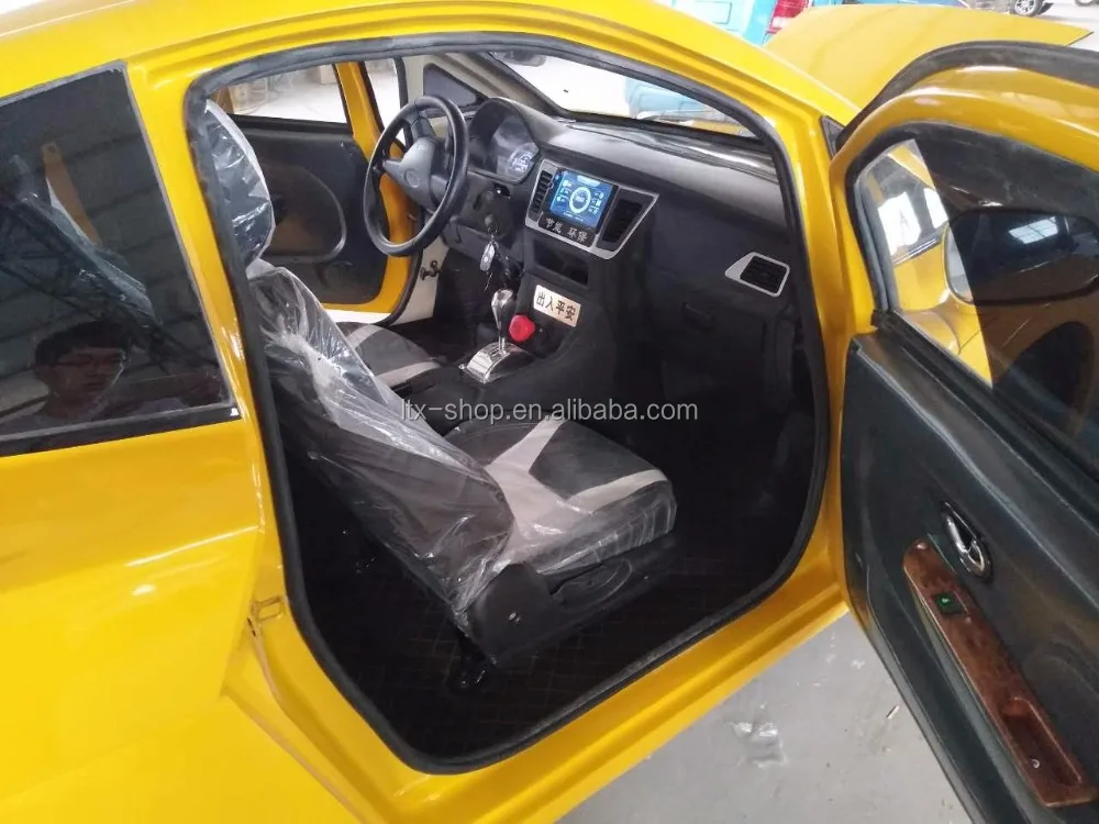 Super Cool 4 Wheel Low Speed Electric 72V 4000W Car, New Energy Adult Electric Automobile Vehicle, China Factory Cheap Car