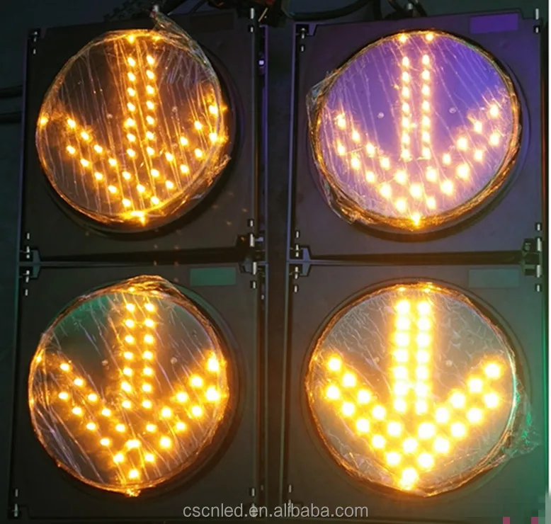 Road crossing arrow led traffic signal lights
