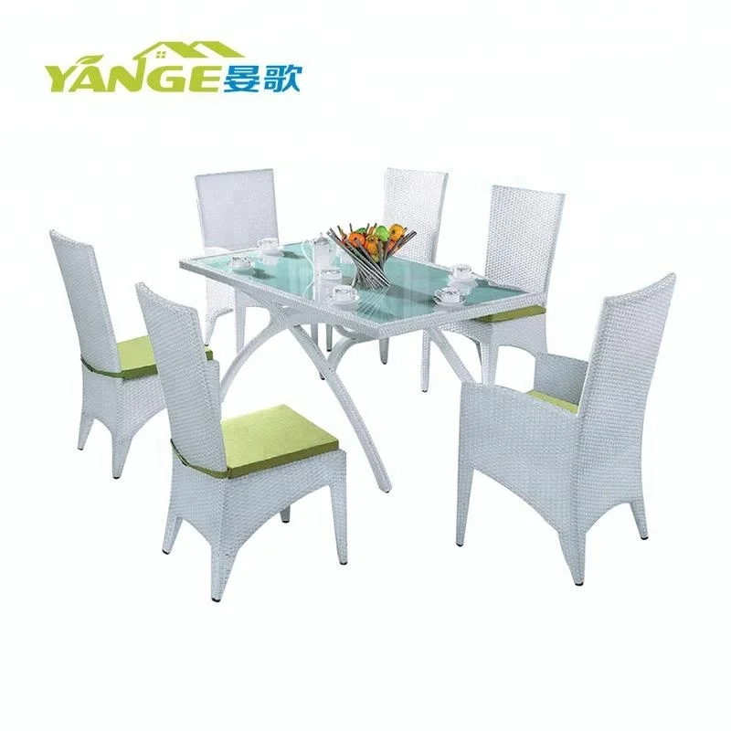 Cube Rattan Wicker Garden Dining Tables And Chairs set patio Outdoor Furniture Sets With Tempered Glass