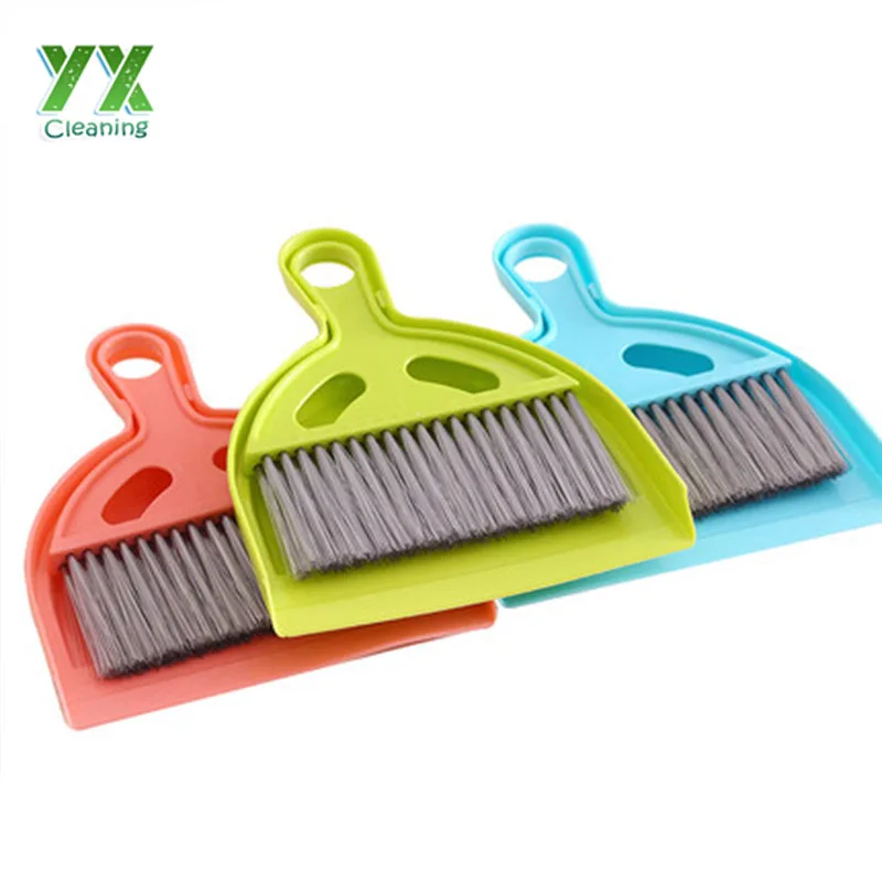 Mini car interior cleaning Carpet Mat Brush With dustpan (Assorted Colour)