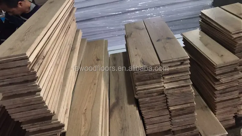 Хорошая цена Европейский Дубовый Настил из массива дерева от поставщика Гуанчжоу высокого качества