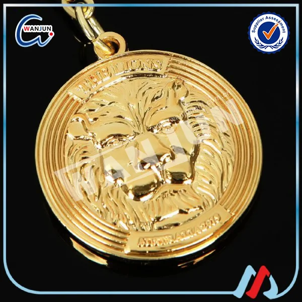 custom gilded lion head round shape gold keychain