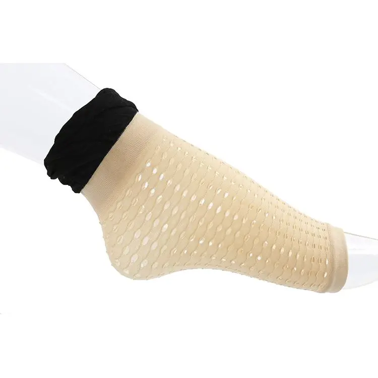 2020 Wholesale Lady Lace Black Socks Lace Fishnet Short Sock For Women