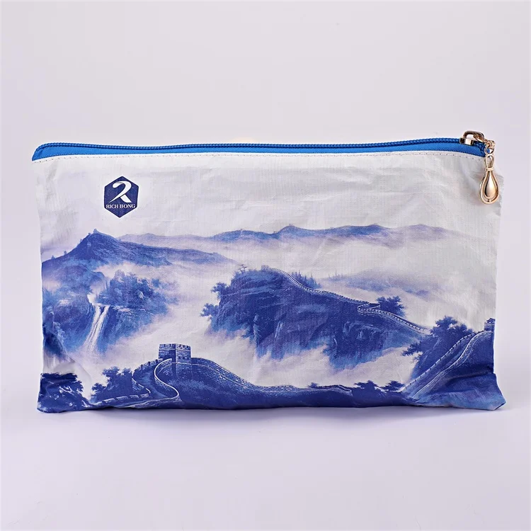 Eco Friendly Waterproof Tyvek Paper Makeup Bags Private Label With Low MOQ