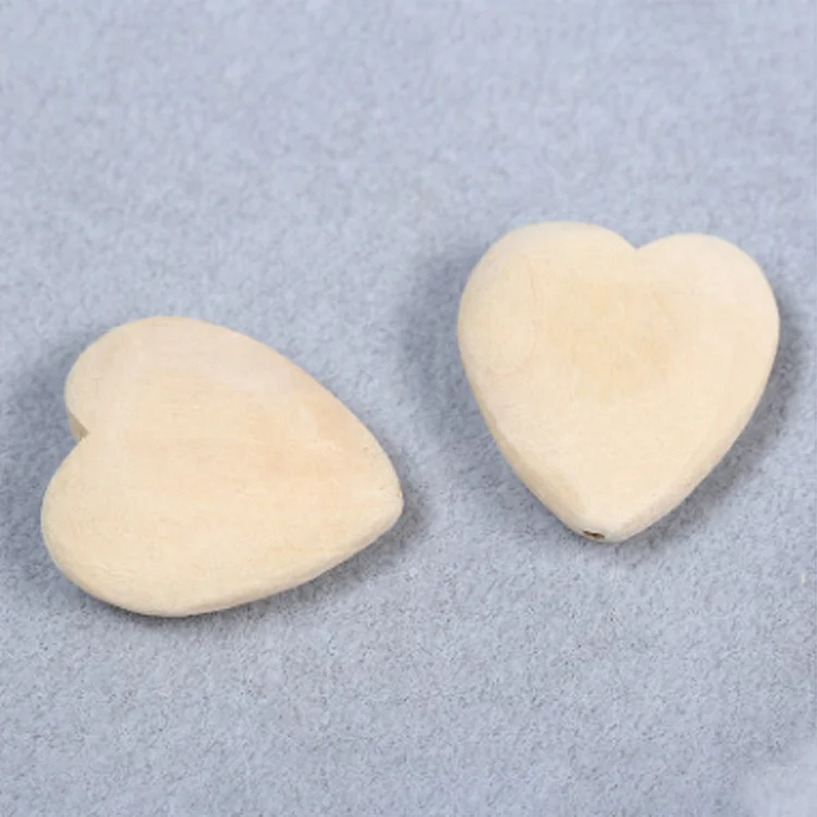 New product natural unfinished 25 mm flat wooden heart beads heart shaped wooden beads for jewelry making