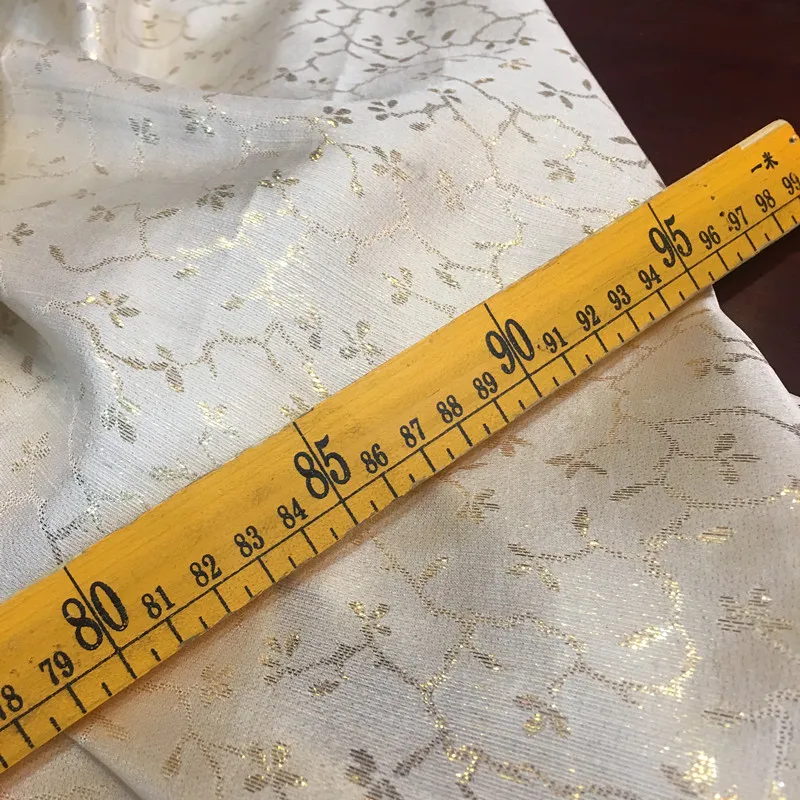 Золотая шелковая жаккардовая шелковая ткань
