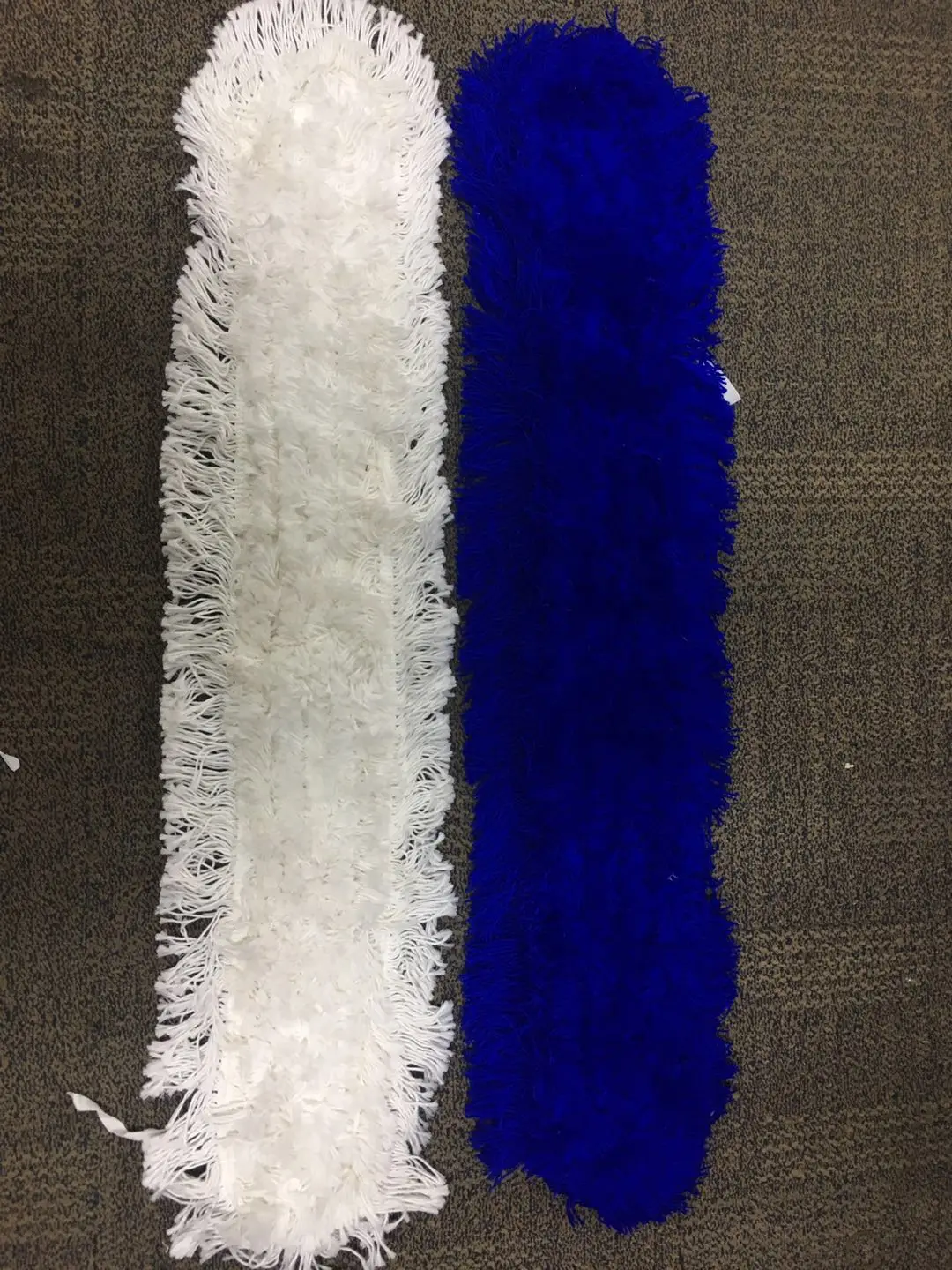 Y7400 Scissor Action (V Sweeper) Dust Mop