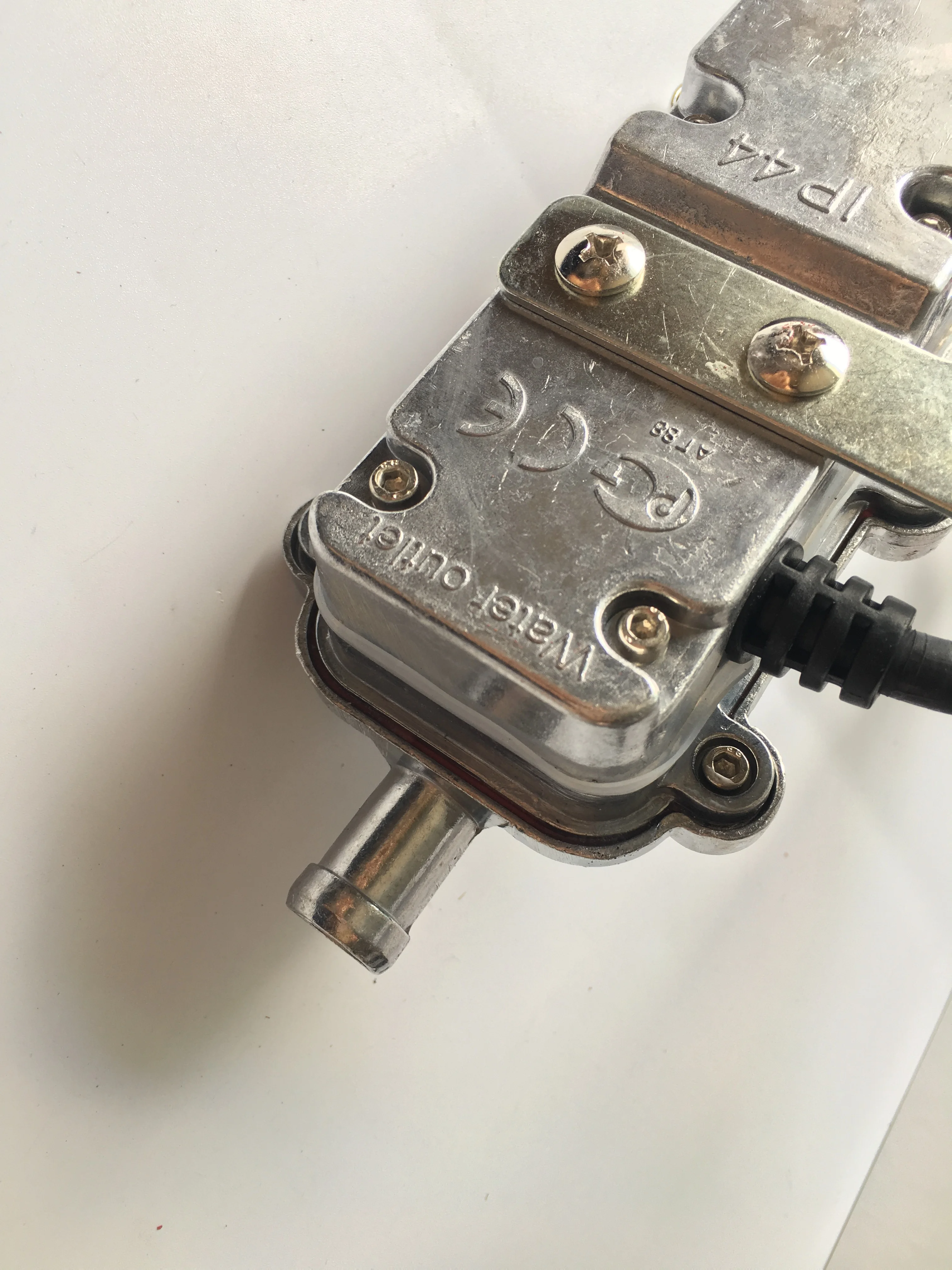 Car interior 220 V EU electric 2000 W high power heater webasto engine parking preheater fan for Gasoline diesel Motor car