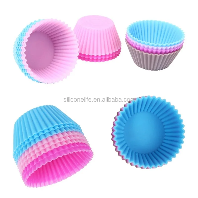 7cm Silicone Round Reusable Baking Cake Molds Jelly Mould Cupcake Maker Muffin Cup (Random Color)