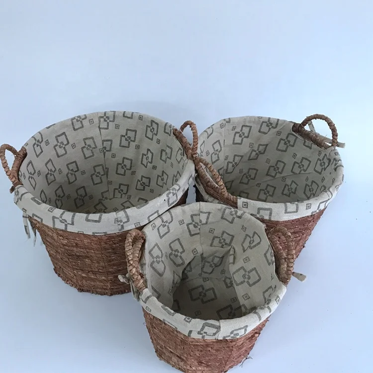 unique extra large round shaped woven seagrass straw corn husk storage toy laundry basket with cloth lining