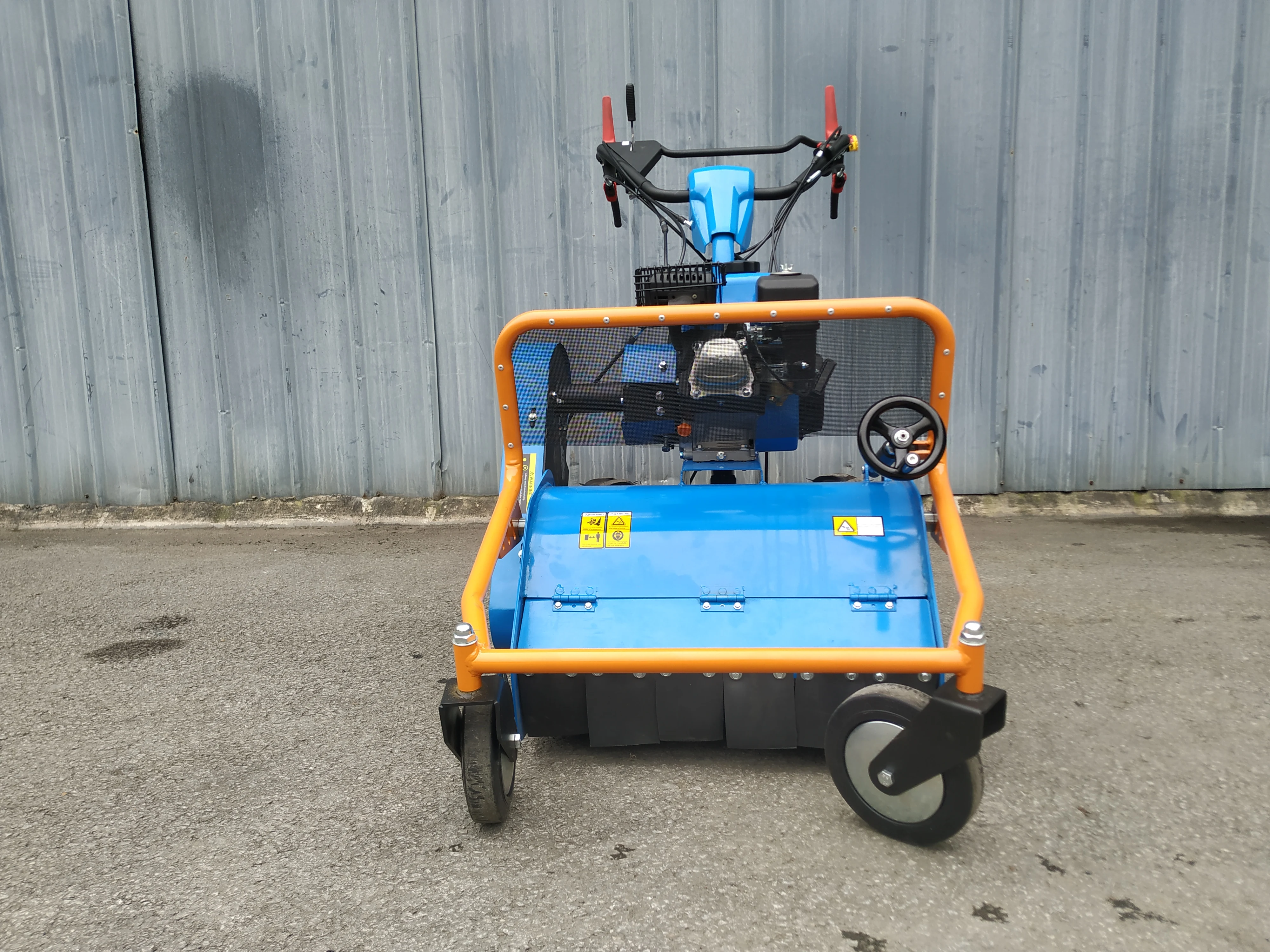 7HP Petrol engine powered small walk behind flail mower