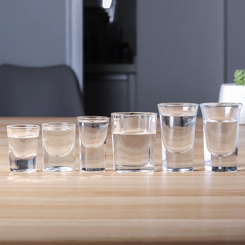 Free sample cylinder shooter glass cup for vodka and tequila