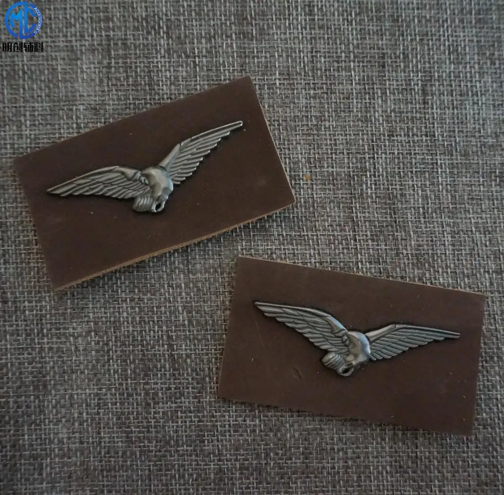 Custom фирменные металла тиснением логотипа джинсы кожа этикетки для одежды