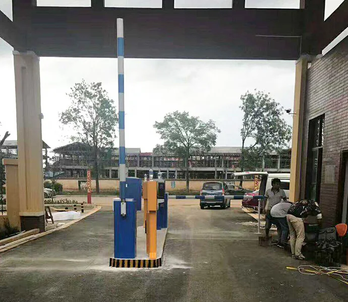 Factory price automatic car boom barrier/road traffic gate parking lot access control system
