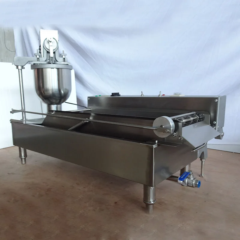Donuts frying Production Line/Donut frying machine Automatic mini Donut Maker Machine
