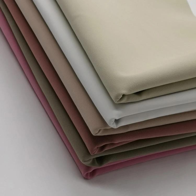 
2019 Soft shiny synthetic leather fabric PU coated patent leather 