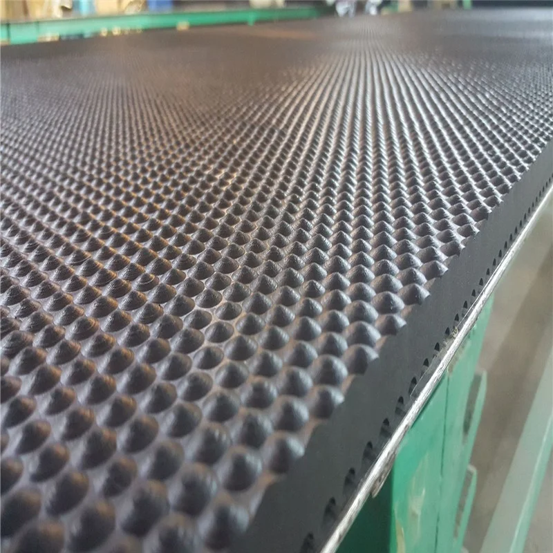 Оптовая продажа, производство резиновых ковриков для лошадей