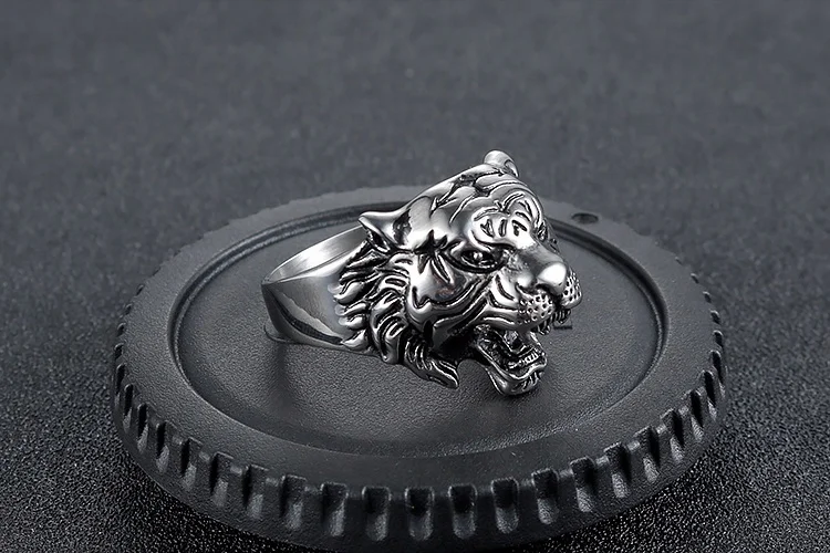 Gothic Tiger Head Rings Punk Biker Cool Men Ring Vintage Steel heavy Ring In Stock