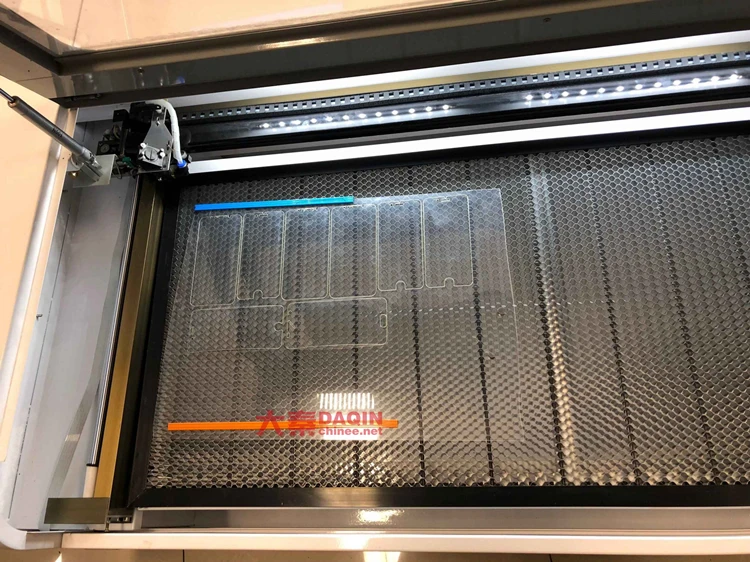 Daqin 9H Cell Phone Hydrogel Screen Protector Film Tempered Glass Nano Mobile Screen Protector Making Laser Cutting Machine