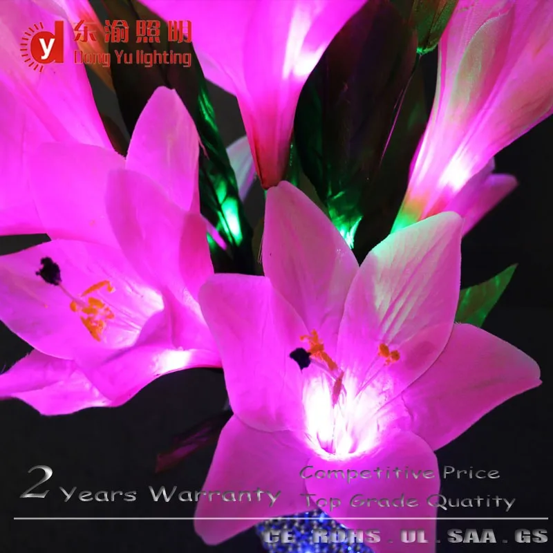 Alibaba China cheapest solar vase lily flower table lamps with lighted pot