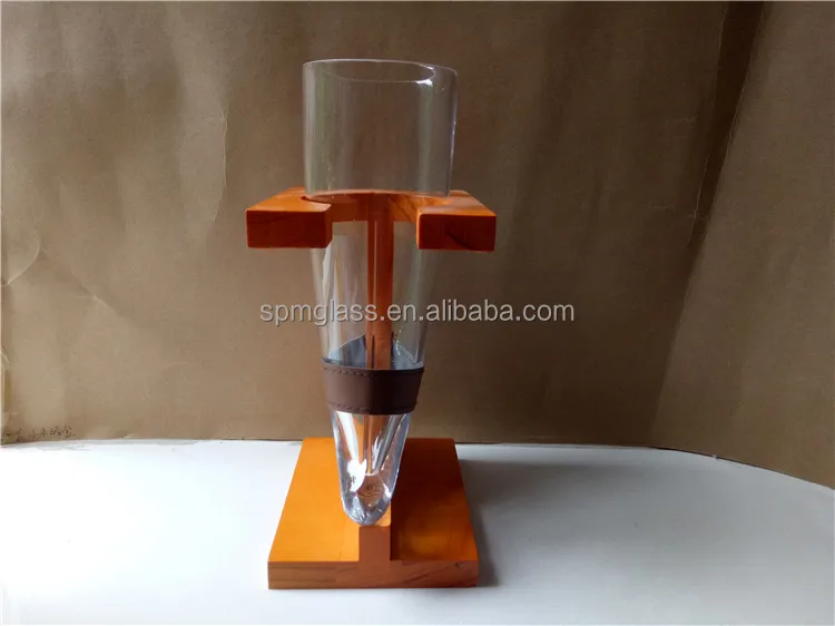 16 унций стеклянный рожок в форме Викинга рог для пива с деревянной подставкой рустикальном