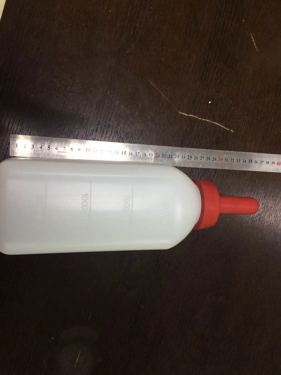 NL934 Ningbo Newland hot sales high quality 2L calf feeding bottles with handle