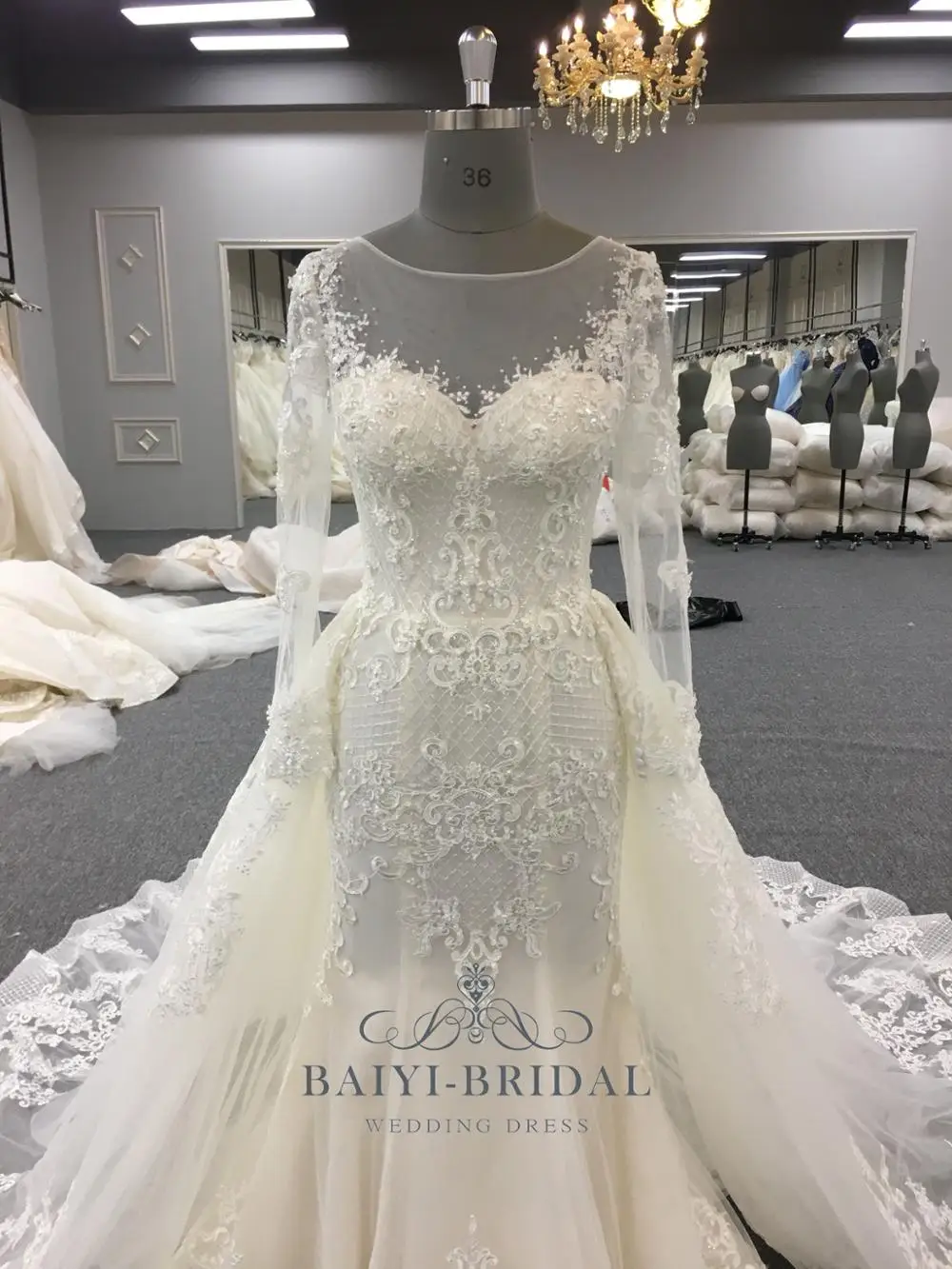 Vestidos De Novia Bridal Gown Fish Tail Pearls Beaded Lace Appliques Sexy Mermaid Wedding Dress