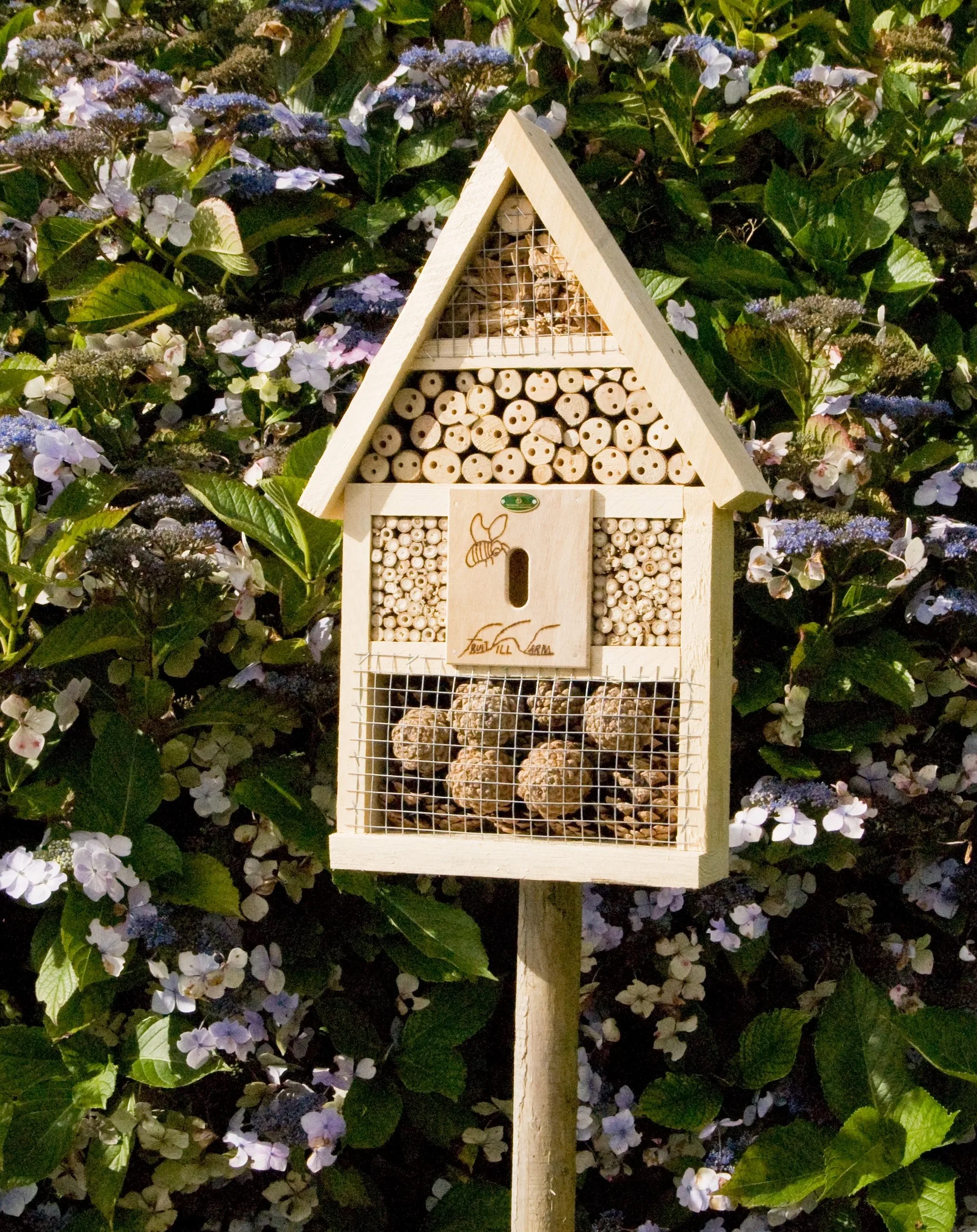 FD-155189insect house hotel bee keeping equipment bee wooden house