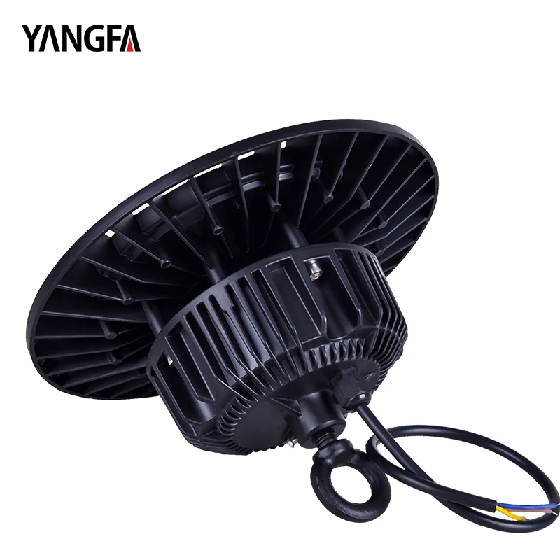 Линейное светодиодное освещение UFO для высоких промышленных помещений 50 Вт, 100 Вт, 150 Вт, 200 Вт