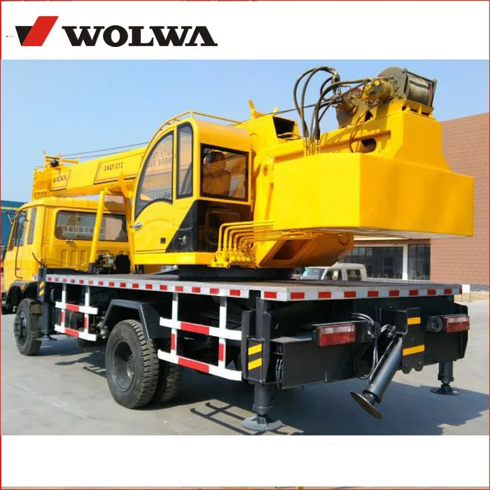 12 ton small truck mounted crane from jining truck crane factory