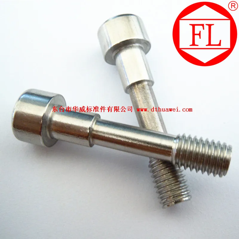 Inside six corner cylinder head rough rod without lifting screws