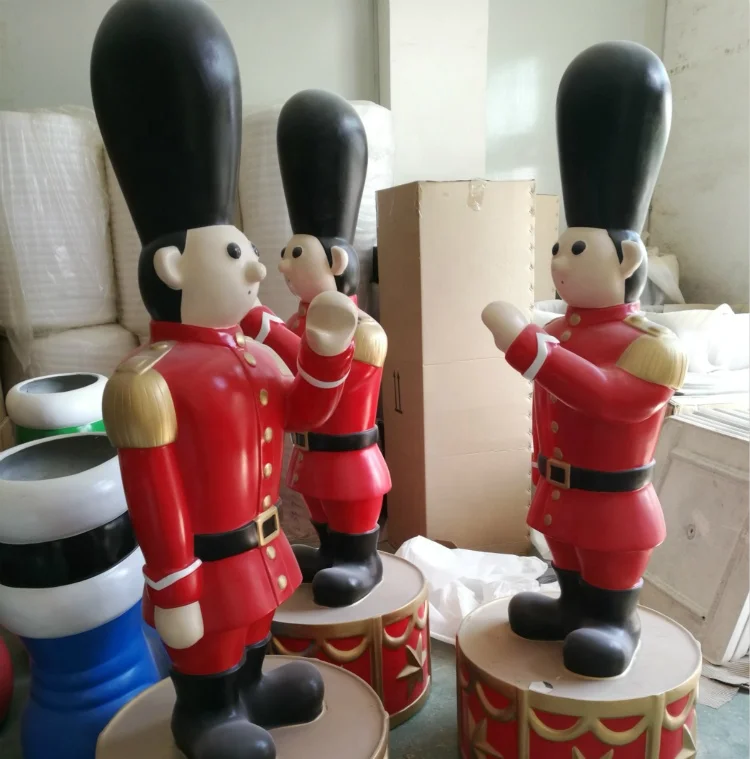 2024 Large Christmas Outdoor Penguin Toy Soldier Decoration Hot Selling Life-Size Nutcracker Made of Fiberglass Design Painting