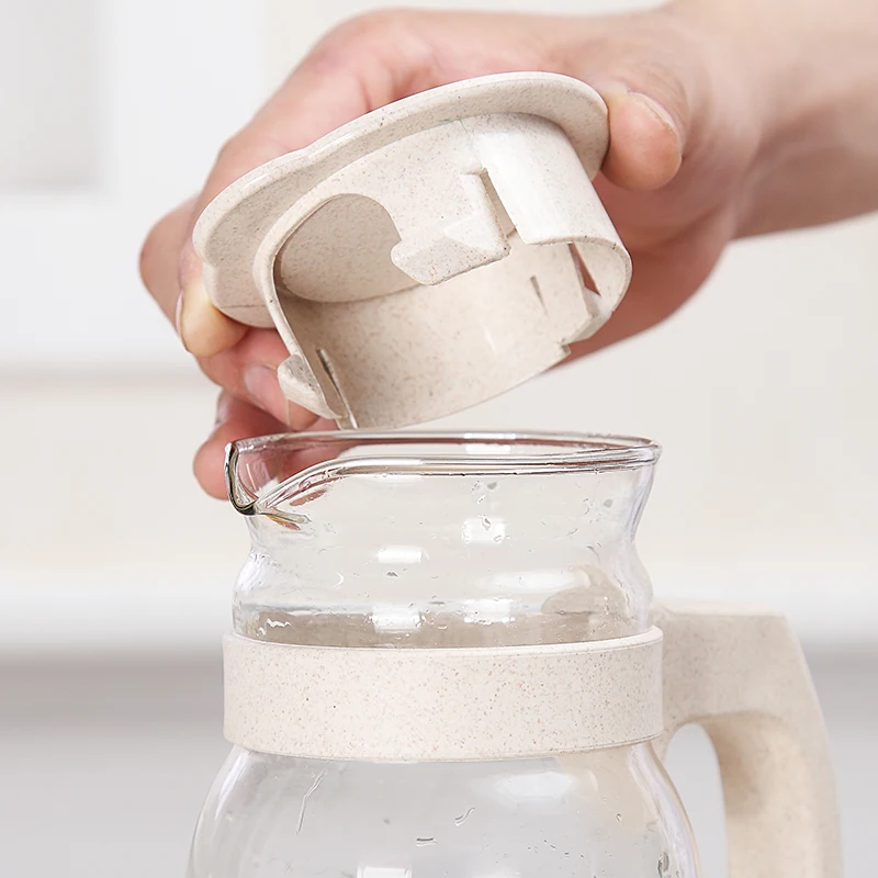 Heat resistant glassware 0.8L/1.1L/1.4L  wheat fiber hot and cold juice milk drinking water jug with lid glass pitcher
