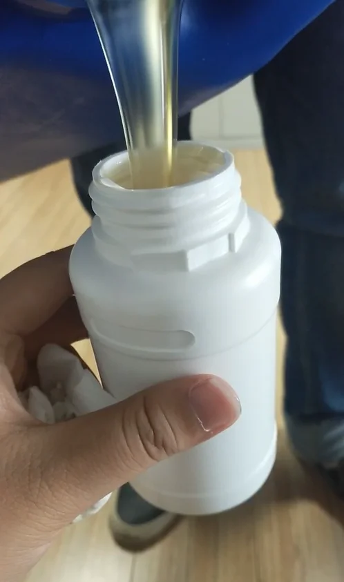 Polyglyceryl 10 oleate CAS 9041-07-0    in  food  industry