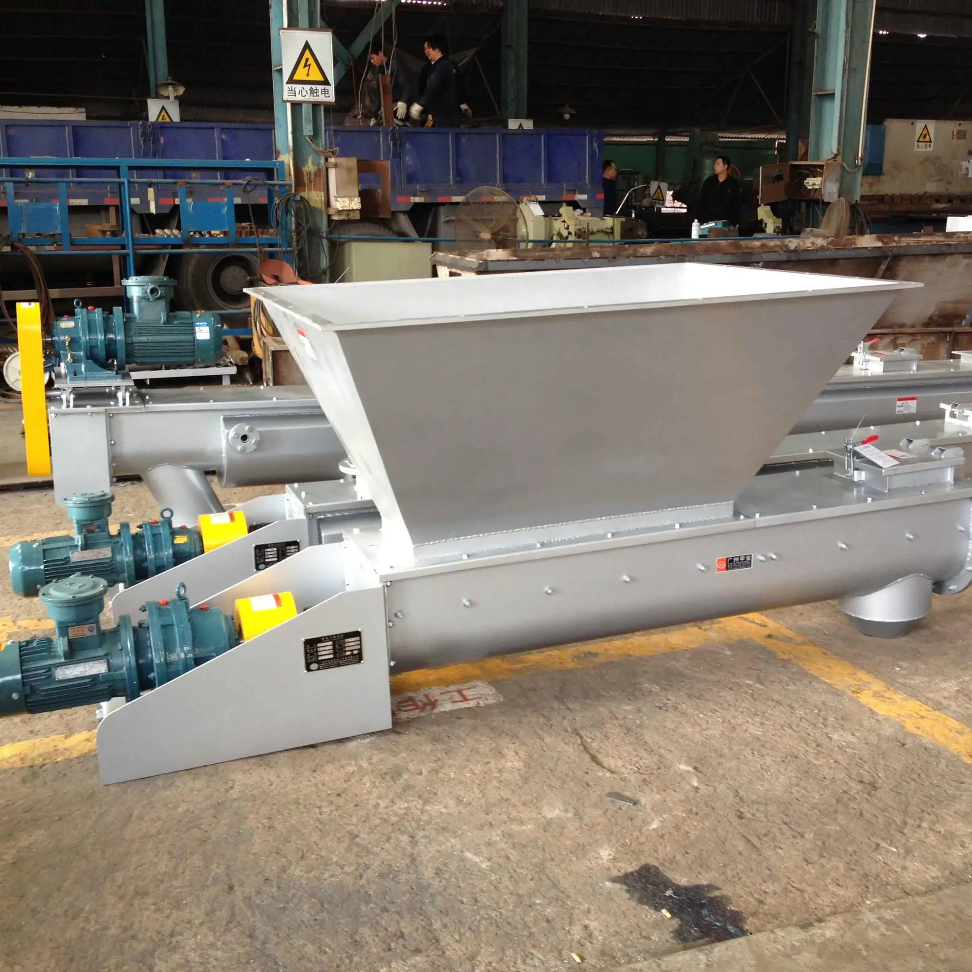 Carbon steel shaftless auger screw conveyor for sale