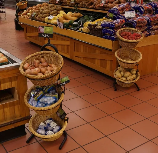 3-Tier 3 Round Willow Basket Display with Sign Frame and Sign Clips shopping mall display basket