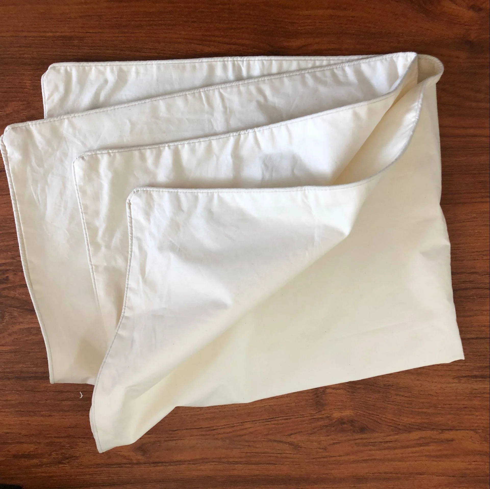 wholesale the high quality organic cotton 233TC pillow shell downproof pillow case quilted pillow protector