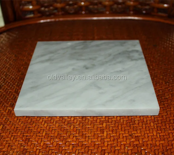 Квадратный мрамора выпечка и разделочной доской для инструментов для приготовления пищи