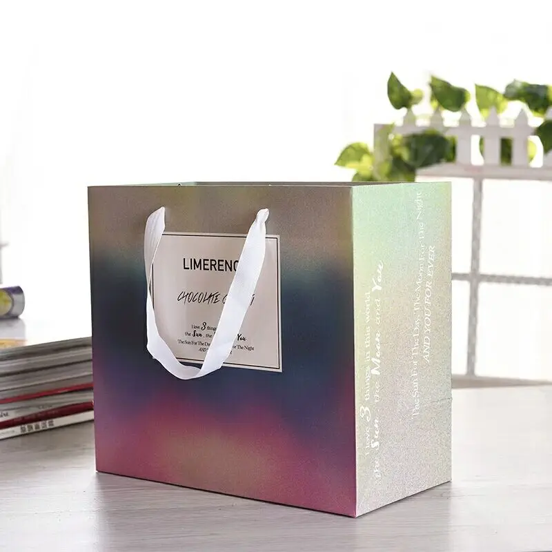 Customized Handmade Clothes Garment White Gift Bags Fancy Paper Christmas Bag With Pp Handle