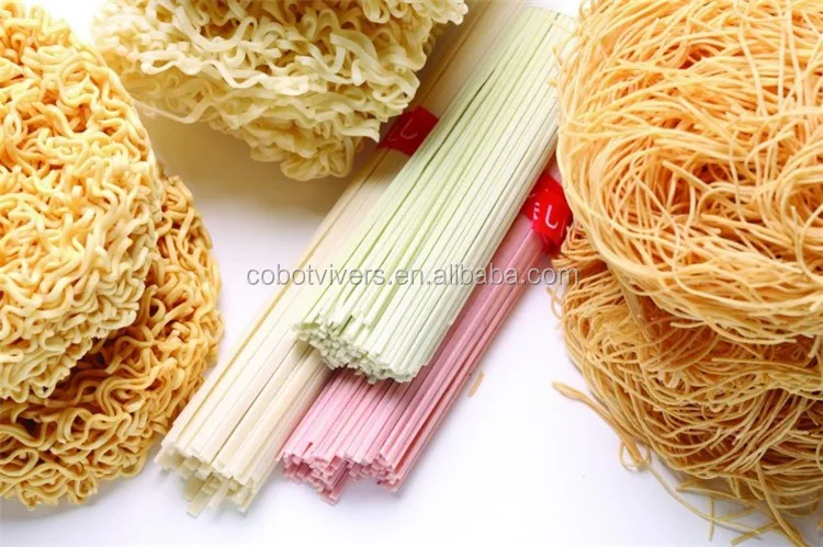 Чашка для супа и упаковки спагетти и лапши