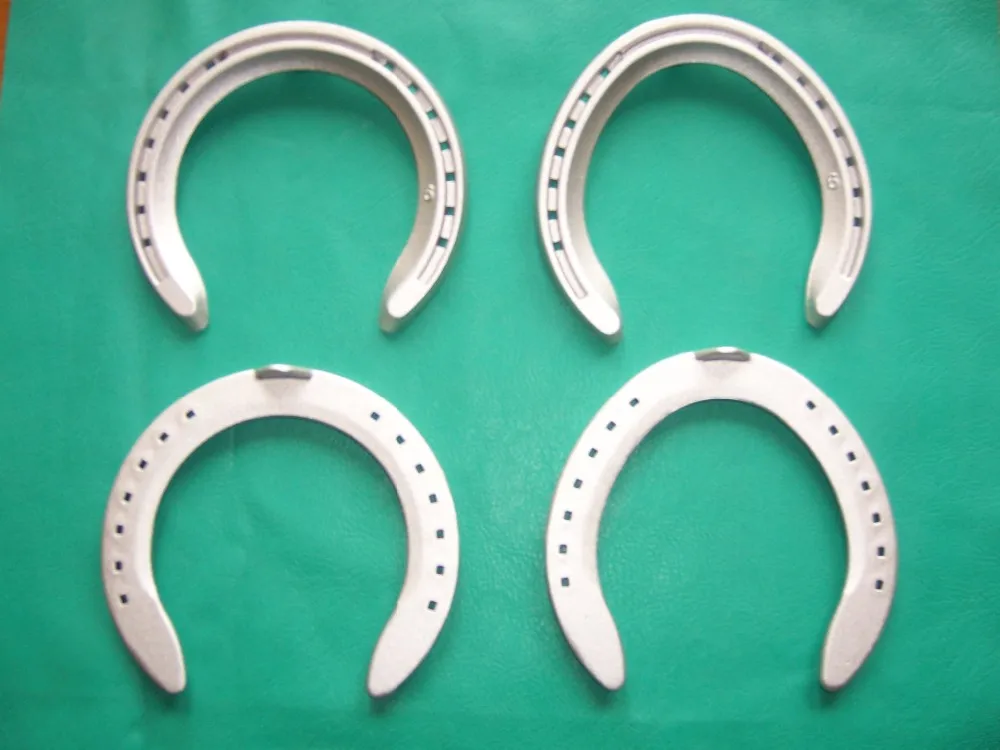 Chinese Factory High Quality  Forged  Aluminium Horseshoes for horses