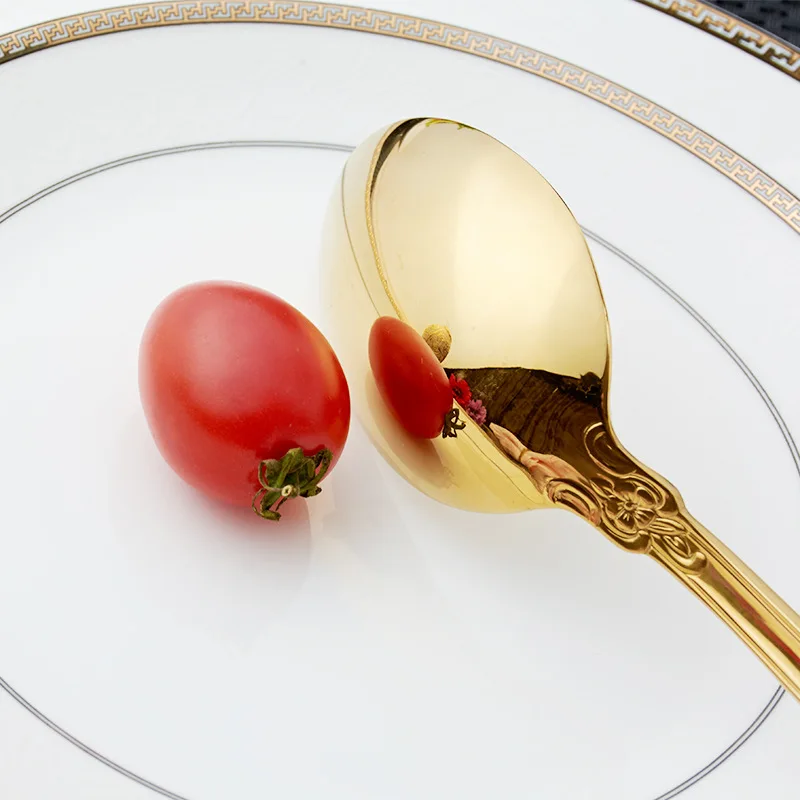 Wholesale wedding tableware stainless steel metal kings palace luxury golden cutlery with carving knife and fork set