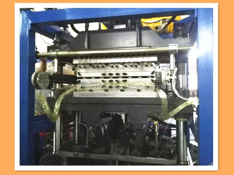 
Food container making machine 