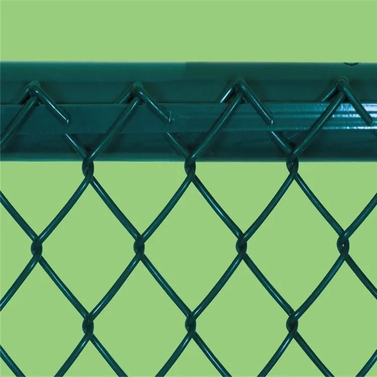 High Tensile Strength and Flexible 9 Gauge PVC Coated Chain Link Fence Fabric in Roll for Fencing Enclosures